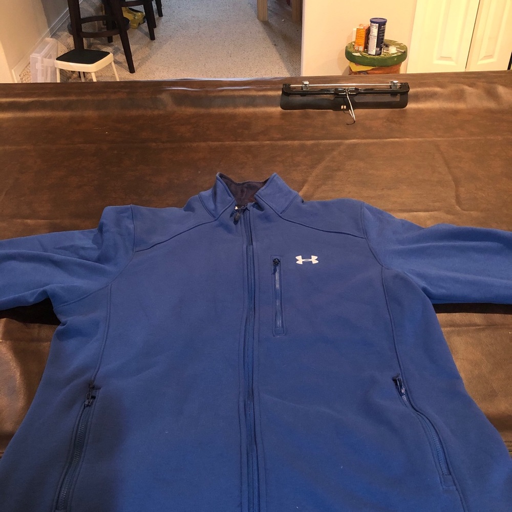 Men’s Fleece Under Amour full-zip blue jacket.
